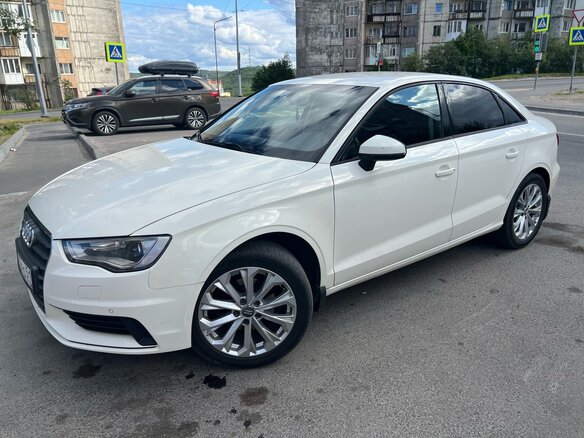 2014 Audi A3 III (8V), белый, 1600000 рублей