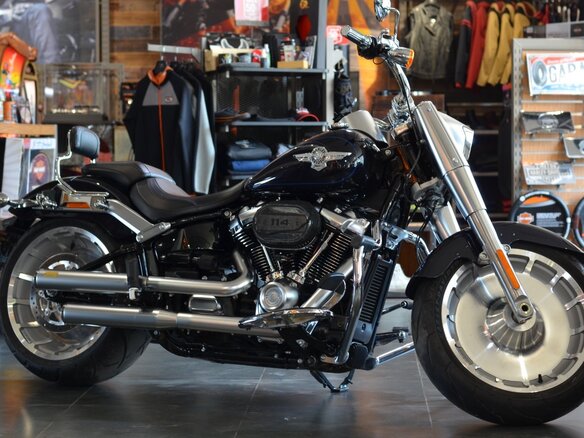 2019 Harley-Davidson Fat Boy, синий, 2550000 рублей - вид 2