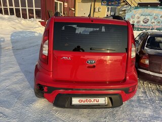 2012 Kia Soul I Рестайлинг, красный, 900000 рублей, вид 3