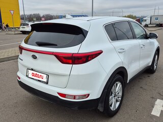 2018 Kia Sportage IV, белый, 1750000 рублей, вид 4