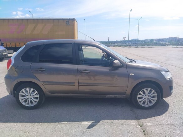 2015 Datsun mi-DO, коричневый, 750000 рублей - вид 3