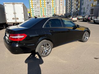 2011 Mercedes-Benz E-Класс 200 7G-Tronic IV (W212, S212, C207), чёрный, 1136000 рублей, вид 5