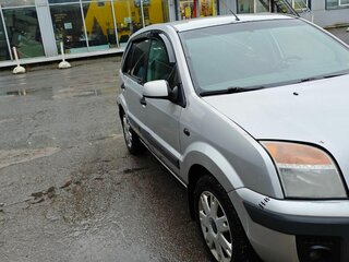 2007 Ford Fusion I Рестайлинг, серебристый, 200000 рублей, вид 5