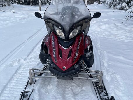 2011 Yamaha RS Venture, красный, 1648990 рублей, вид 2