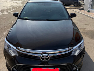 2017 Toyota Camry VII (XV50) Рестайлинг 2, чёрный, 2300000 рублей, вид 3
