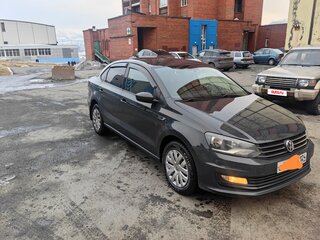 2015 Volkswagen Polo V Рестайлинг, серый, 1200000 рублей, вид 2