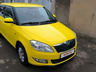 2012 Skoda Fabia II Рестайлинг, жёлтый, 750000 рублей, вид 2