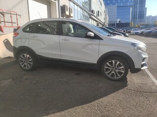 2020 Lada (ВАЗ) XRAY Cross I, белый, 1250000 рублей, вид 3