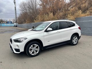 2016 BMW X1 18i sDrive II (F48), белый, 2400000 рублей, вид 1