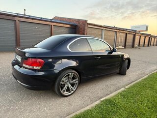 2008 BMW 1 серии 123d I (E81/E82/E87/E88) Рестайлинг, синий, 1600000 рублей, вид 3