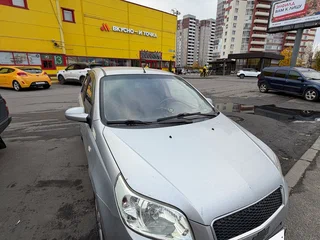2008 Chevrolet Aveo I Рестайлинг, серебристый, 295000 рублей, вид 3
