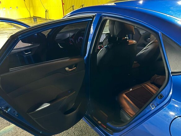 2018 Hyundai Solaris II, синий, 955000 рублей - вид 15