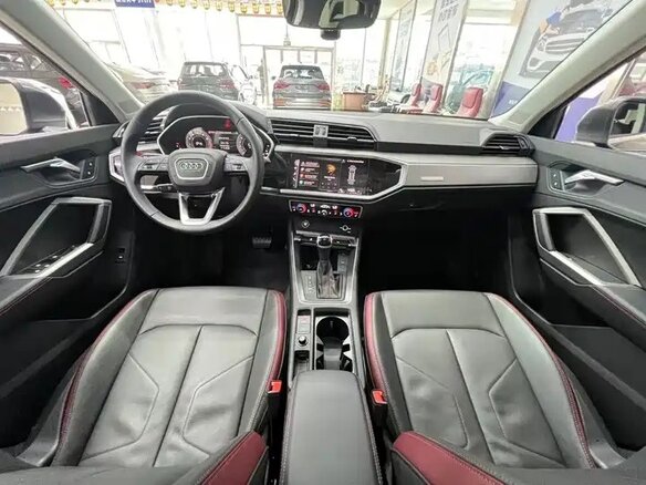 2022 Audi Q3 35 TFSI II (F3), серебристый, 2975000 рублей - вид 10