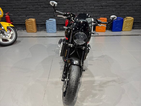 2021 Triumph Trident 660, чёрный, 785000 рублей - вид 8