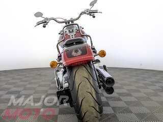 2018 Harley-Davidson Fat Boy, красный, 1760000 рублей, вид 4