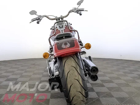 2018 Harley-Davidson Fat Boy, красный, 1760000 рублей, вид 4