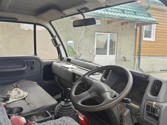 1995 Nissan Atlas, белый, 750000 рублей - вид 4