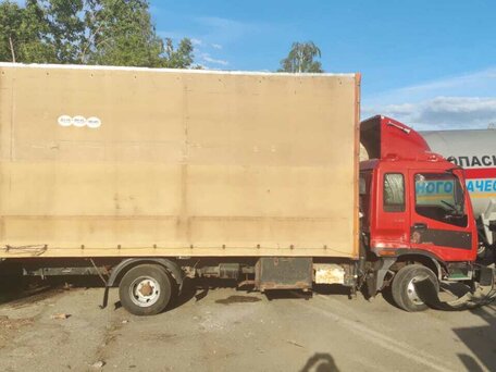2010 Foton Auman BJ10xx, красный, 390000 рублей, вид 2