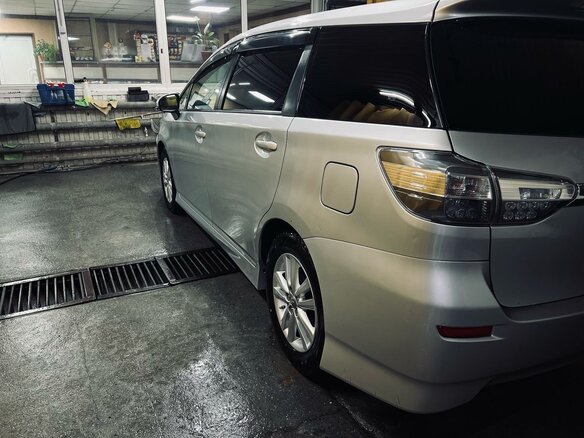 2012 Toyota Wish II Рестайлинг, серый, 1200000 рублей - вид 2