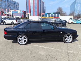 1996 Mercedes-Benz E-Класс 280 II (W210, S210), чёрный, 650000 рублей, вид 4