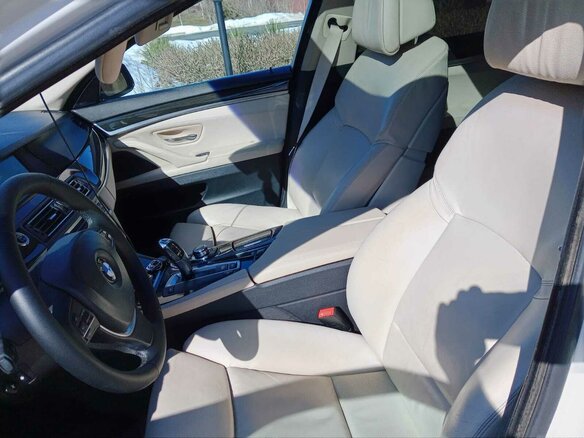 2010 BMW 5 серии 523i VI (F10/F11/F07), белый, 1500000 рублей - вид 7