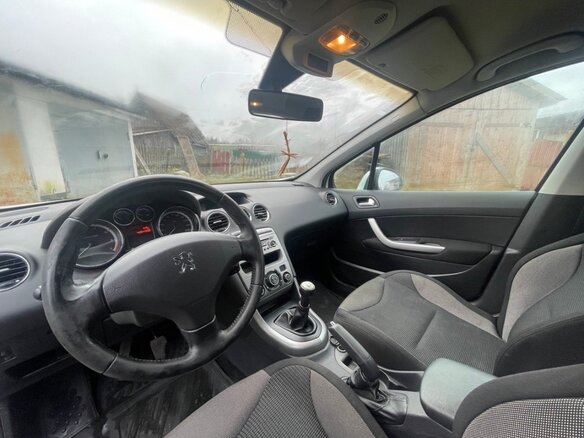 2010 Peugeot 308 I, белый, 250000 рублей - вид 10