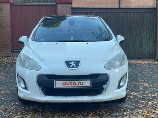 2011 Peugeot 308 I Рестайлинг, белый, 550000 рублей, вид 5