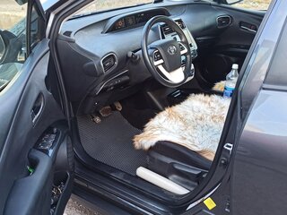 2017 Toyota Prius IV (XW50), серый, 2300000 рублей, вид 5
