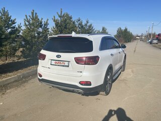 2018 Kia Sorento III Prime Рестайлинг, белый, 3199000 рублей, вид 3