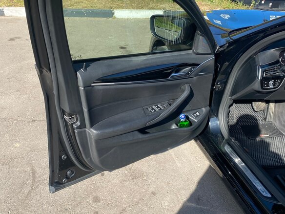 2018 BMW 5 серии 520d xDrive VII (G30/G31/G38), чёрный, 3500000 рублей - вид 20