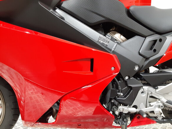 2022 Honda VFR 800, красный, 975000 рублей - вид 6
