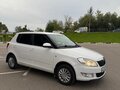2013 Skoda Fabia II Рестайлинг, белый, 850000 рублей - вид 6