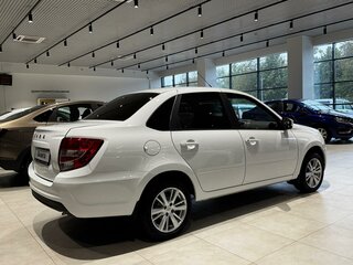 2025 Lada (ВАЗ) Granta I Рестайлинг, белый, 1094000 рублей, вид 4