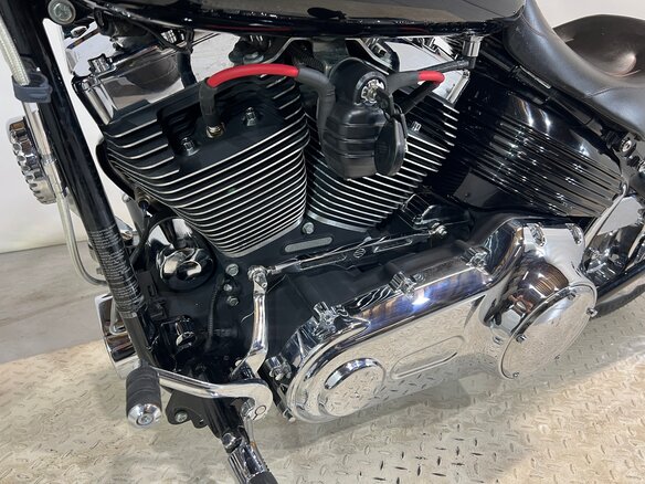 2008 Harley-Davidson Rocker C, чёрный, 910000 рублей - вид 21