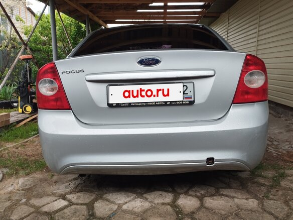 2010 Ford Focus II Рестайлинг, серебристый, 380000 рублей - вид 3