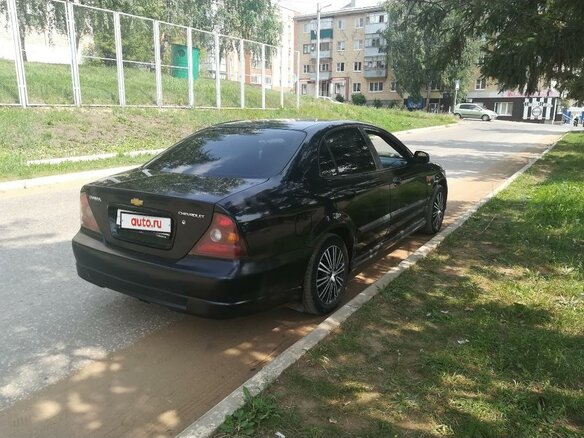 2004 Chevrolet Evanda, чёрный, 450000 рублей - вид 12