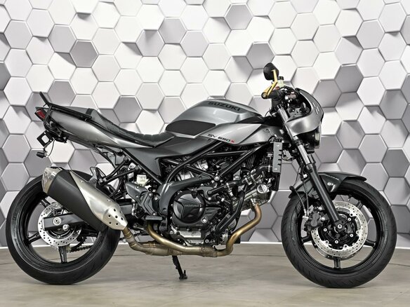 2020 Suzuki SV 650, серый, 625000 рублей - вид 2