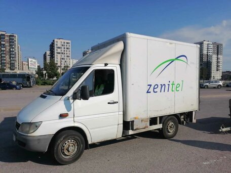 2001 Mercedes-Benz Sprinter, белый, 699000 рублей, вид 3