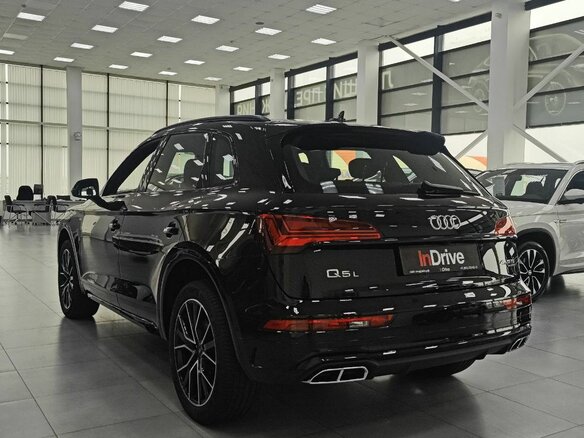 2026 Audi Q5 L 45 TFSI II (FY) Рестайлинг, чёрный, 5800000 рублей - вид 5