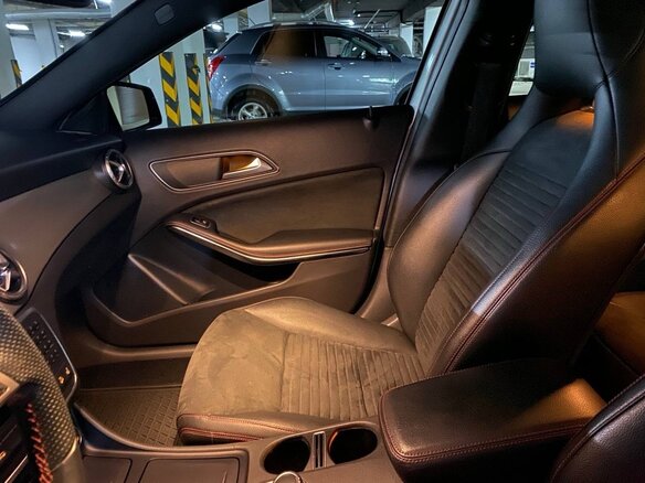 2014 Mercedes-Benz GLA 250 I (X156), серый, 1900000 рублей - вид 10