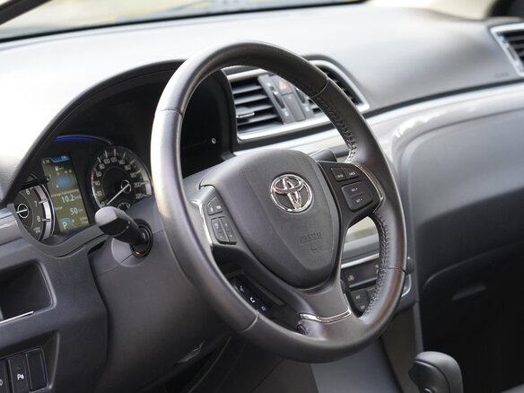 2022 Toyota Belta II, коричневый, 1990000 рублей - вид 5