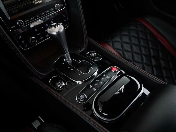 2016 Bentley Continental GT S II Рестайлинг, чёрный, 6299999 рублей - вид 4