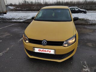 2011 Volkswagen Polo V, бежевый, 520000 рублей, вид 2