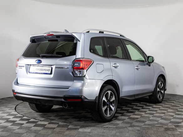 2016 Subaru Forester IV Рестайлинг 2, серый, 2099000 рублей - вид 4