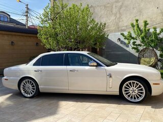 2008 Jaguar XJ III (X350/X358), белый, 4000000 рублей, вид 3