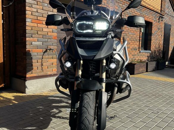 2012 BMW R 1200 GS, серебристый, 920000 рублей - вид 1