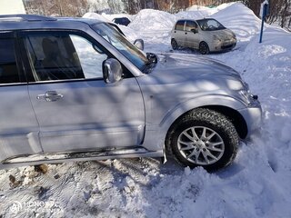 2005 Mitsubishi Pajero III Рестайлинг, белый, 900000 рублей, вид 4