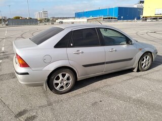 2004 Ford Focus I Рестайлинг, серебристый, 120000 рублей, вид 3