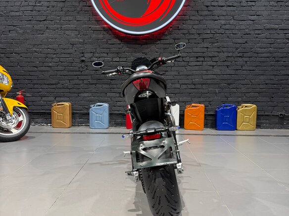 2021 Triumph Trident 660, чёрный, 785000 рублей - вид 19