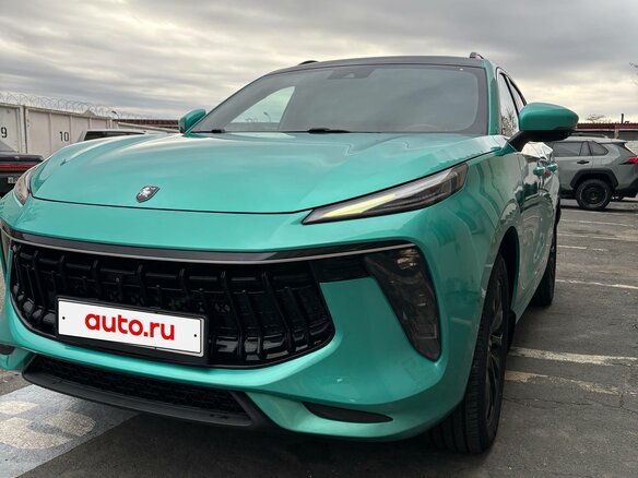 2022 Forthing T5 EVO, зелёный, 1825000 рублей - вид 8
